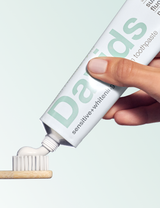 Davids Natural Toothpaste - Sensitive+Whitening Nano-Hydroxyapatite - Peppermint