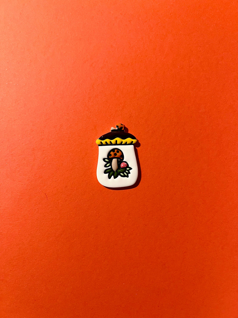 Dainty Comet - Merry Mushroom Magnet