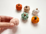 Wool Jamboree - Pumpkin Cat Toys