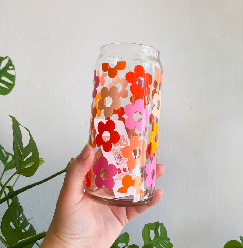 amarieacreates - 70s Retro Flowers Glass Cup