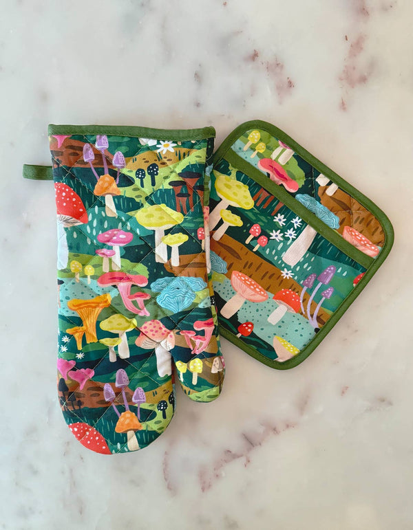 Idlewild Co. - Mushroom Heaven Cotton Oven Mitt + Pot Holder Set